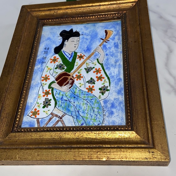 Hand Made Japanese Person Playing Instruments Signed on Gold Tone Wooden Frame - Picture 8 of 17